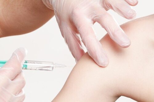 Scopri di più sull'articolo Stagione influenzale 2020-2021: vaccinazioni gratuite per i donatori